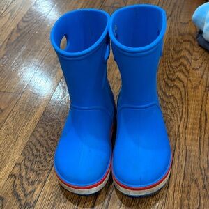 CROCS Kids Vibrant Blue Water Shoes